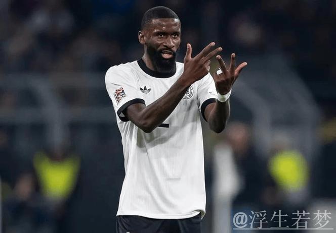 裁判报告揭示：吕迪格扔物，巴斯克斯比划手势，贝林与裁判对峙